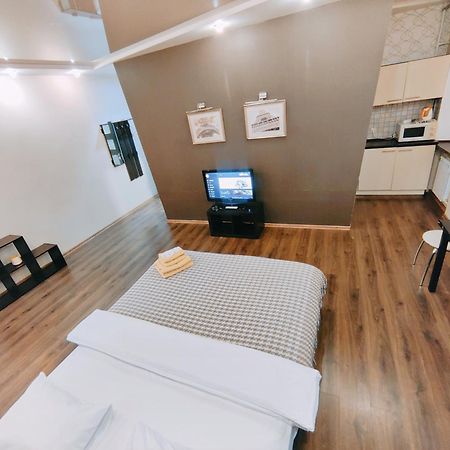 Real Home Apartmens - Podil Promenade Киев Екстериор снимка